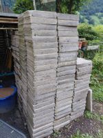 Betonplatten gebraucht, über 200 Stück, teils mit Blessuren