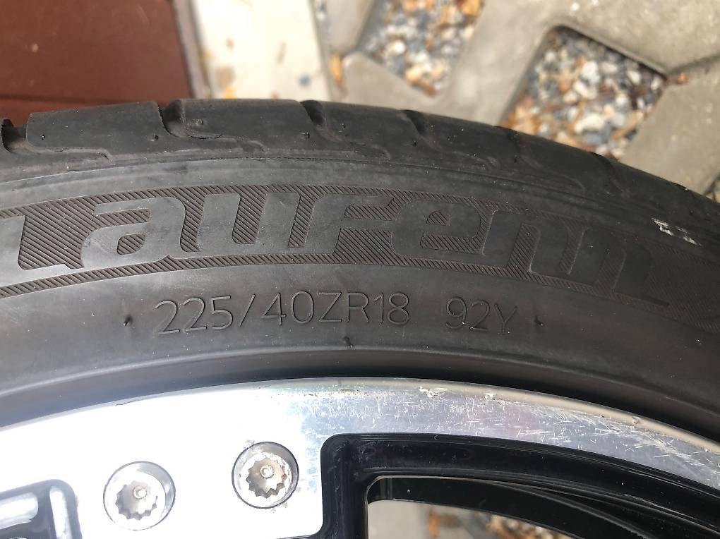 Pneumatici & Ruote complete: Roues complètes Skoda Superb – Usato da Vouvry venduto da nun_szh8 2