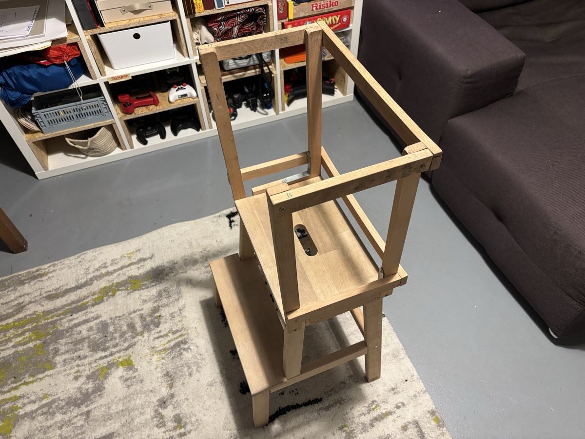 Seggioloni: Lernturm / Learning Tower mit hohem Geländer – Usato da Zürich venduto da hitzobar