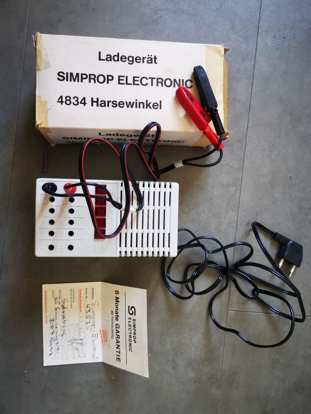 Simprop Caricabatterie: Simprop Electronic Ladegerät – Usato da Crissier venduto da froerli