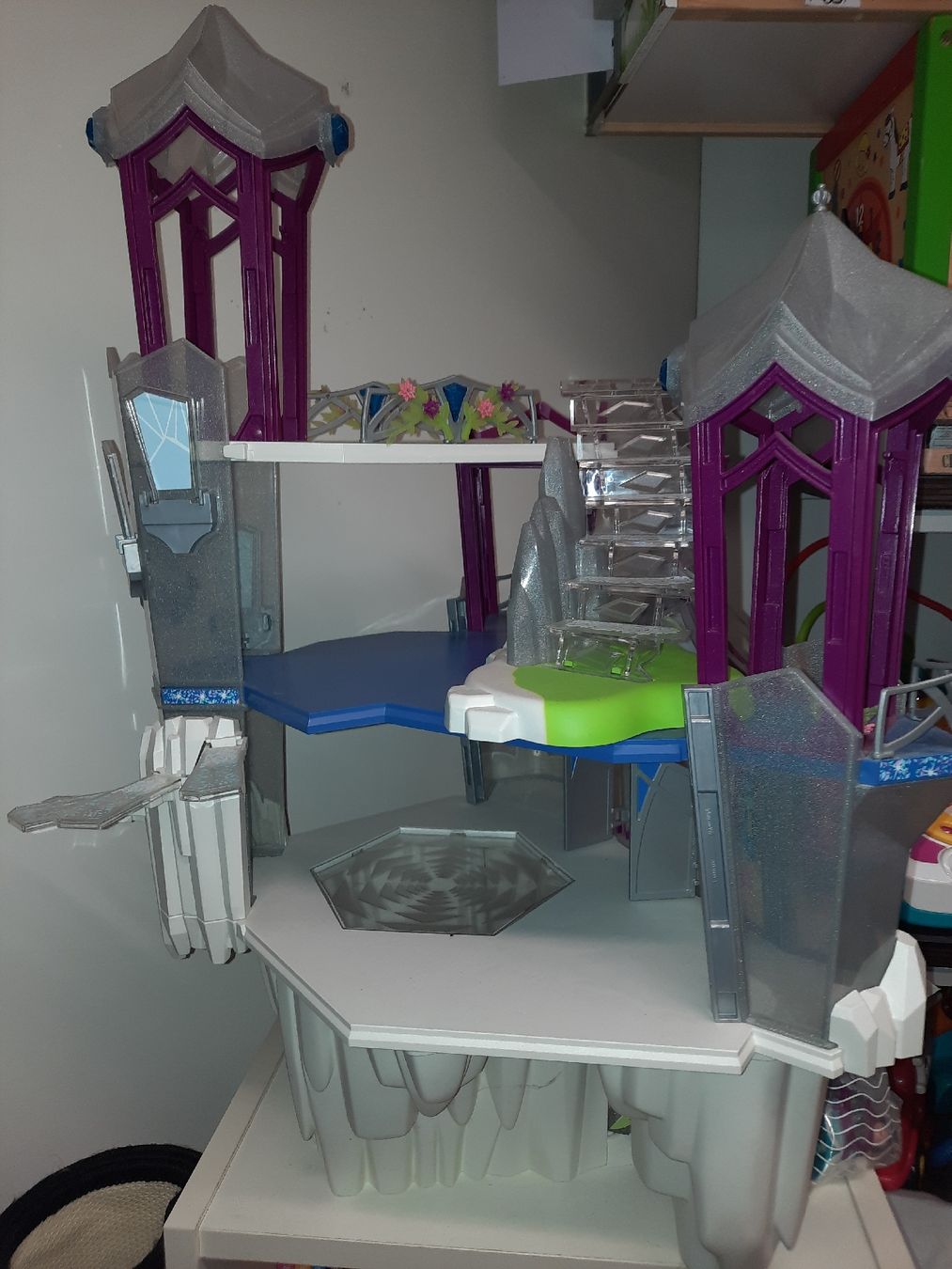 Playmobil Puppenhäuser & -möbel: castello dei ghiacci Playmobil – Gebraucht aus Biasca von Old_6blh 4