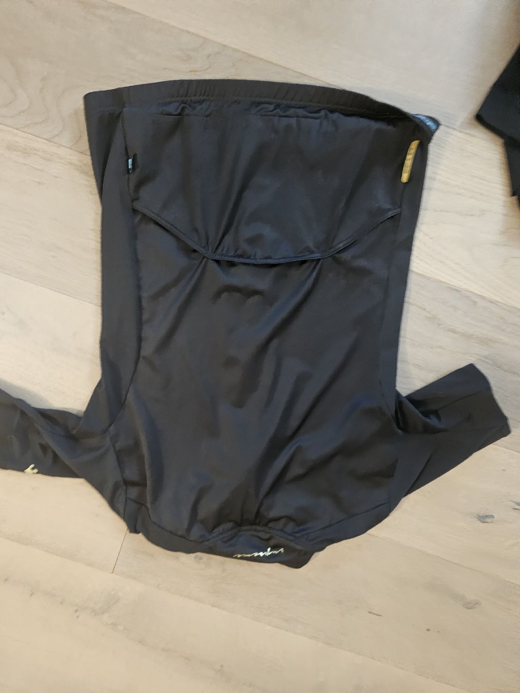 Canottiere & Pantaloni: Velo Kleider Set Bieler – Usato da Rotkreuz venduto da canyon05 1
