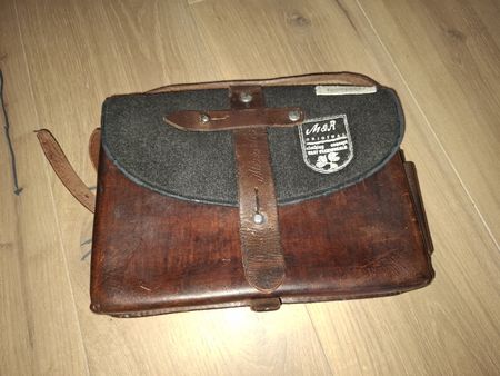 Umhängetasche / Kartentasche M&R Leder und Filz