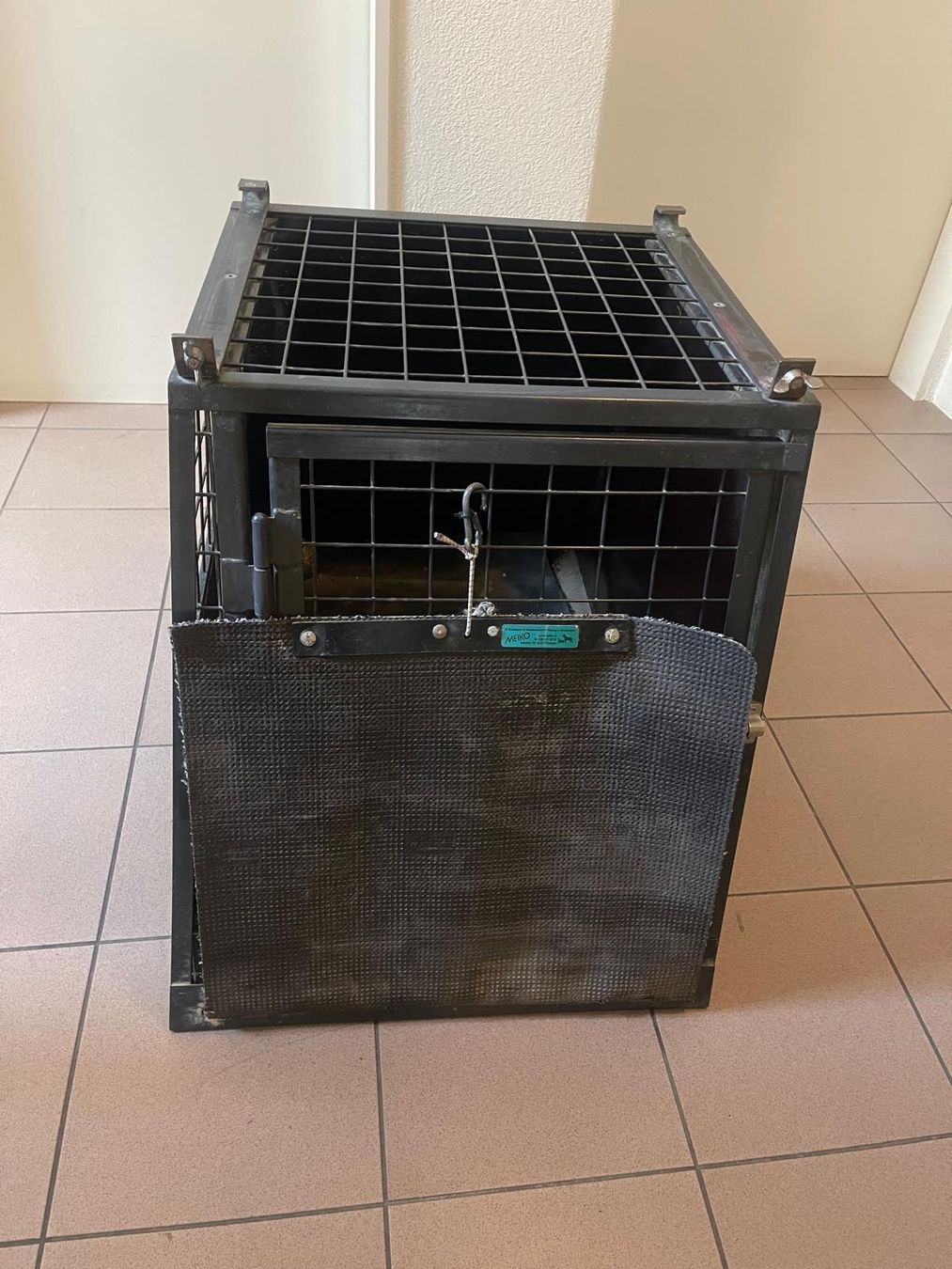 Meiko Gabbie, trasporto & Sicurezza: Stabile Hundebox von MEIKO – Usato da Neuhausen venduto da Lechasseur 3