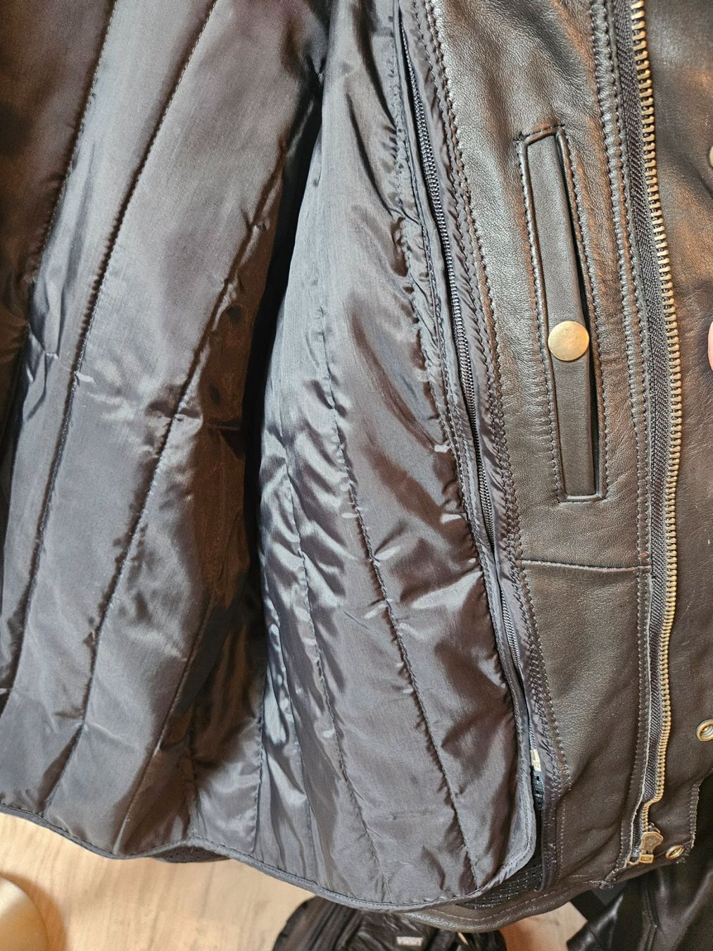 Giacche: Motorradjacke – Usato da Aefligen venduto da Ninibe4 3