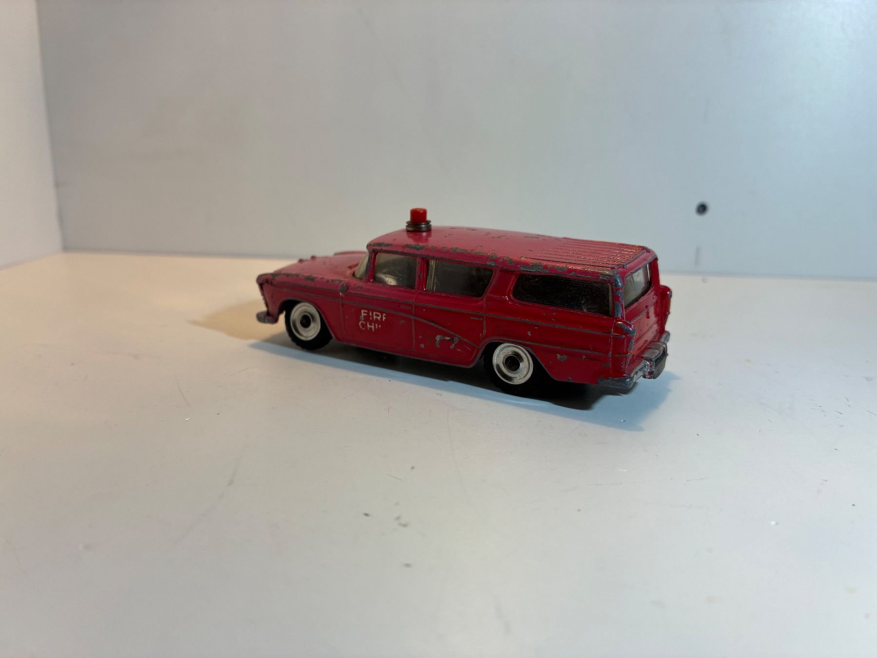 Dinky Toys Modellini d'auto: Dinky Nash – Usato da Gümmenen venduto da Supererland 3