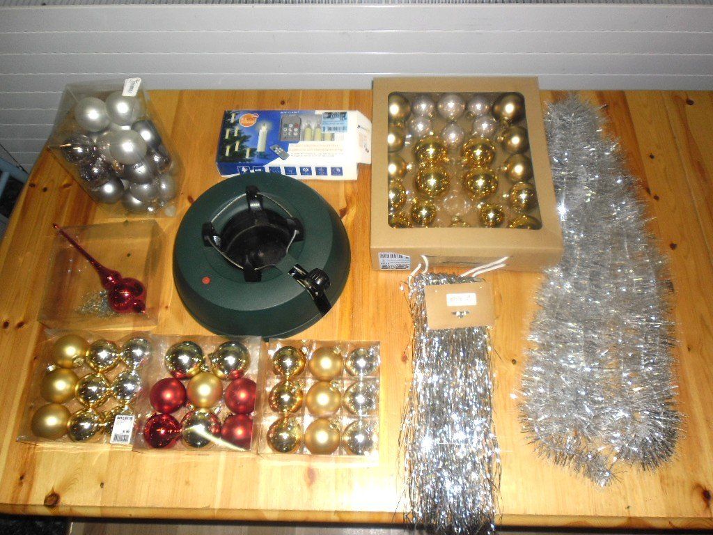 Tutte le decorazioni: Diverse Weihnachts-Schmuck – Usato da Büren SO venduto da omsa