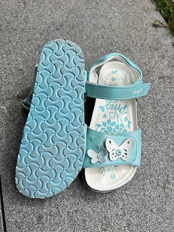 Primigi Scarpe per ragazze: Sandalen – Nuovo (secondo la descrizione) da Zürich venduto da jka_rvq8 2