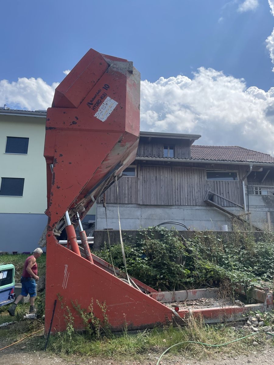 Aebi Toutes les machines: Umschlaggerät – D'occasion à Hergiswil LU par 19JZ87 1