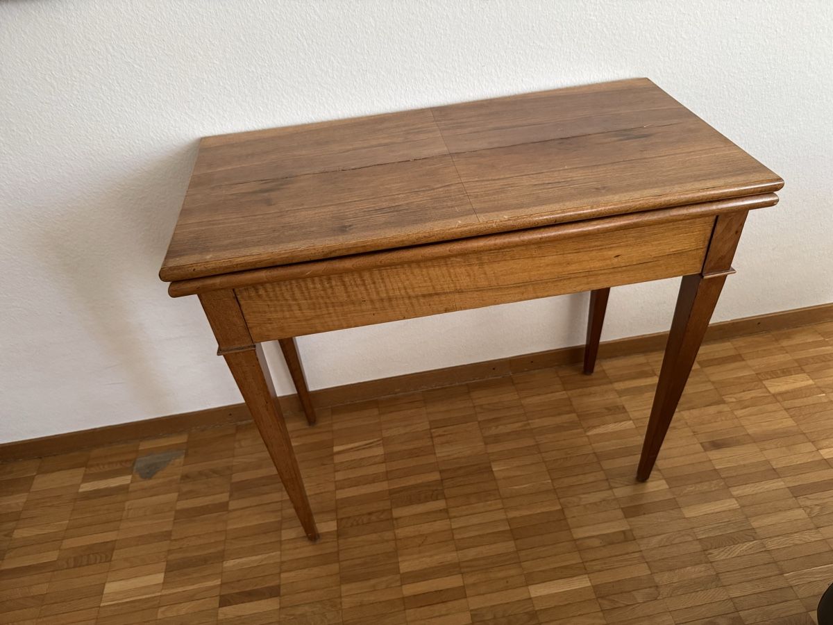 Tavoli: Antiker Spieltisch / Kartentisch – Usato da Zunzgen venduto da milesdavis76 4