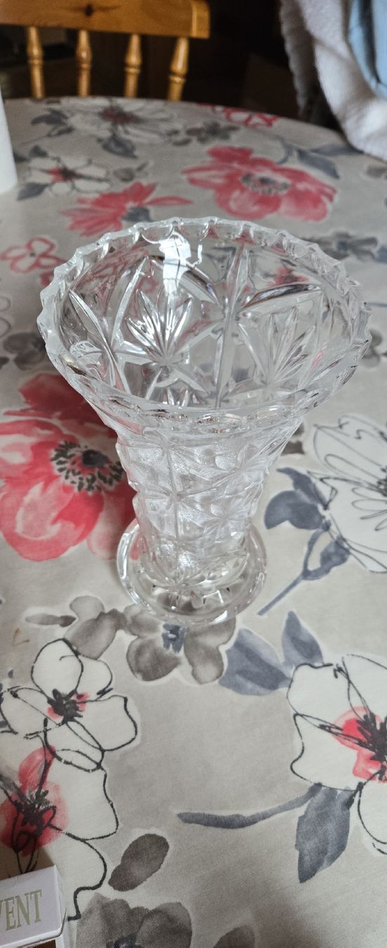 Vasen & Gefässe: Magnifique vase en cristal taillé – Gebraucht aus Aven von stphane1577 1