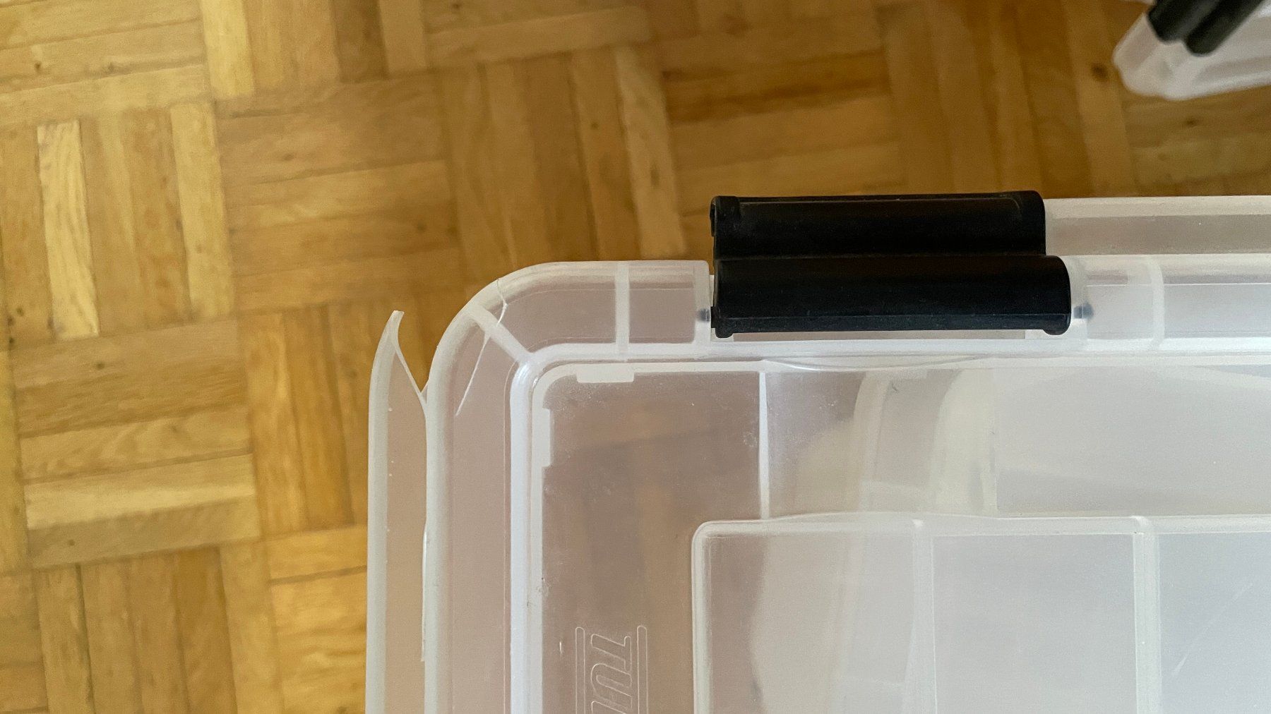 Contenitori & Simili: Grosse, durchsichtige Aufbewahrungsbox mit Deckel u. Roll... – Usato da Glattfelden venduto da cybermaxx 4