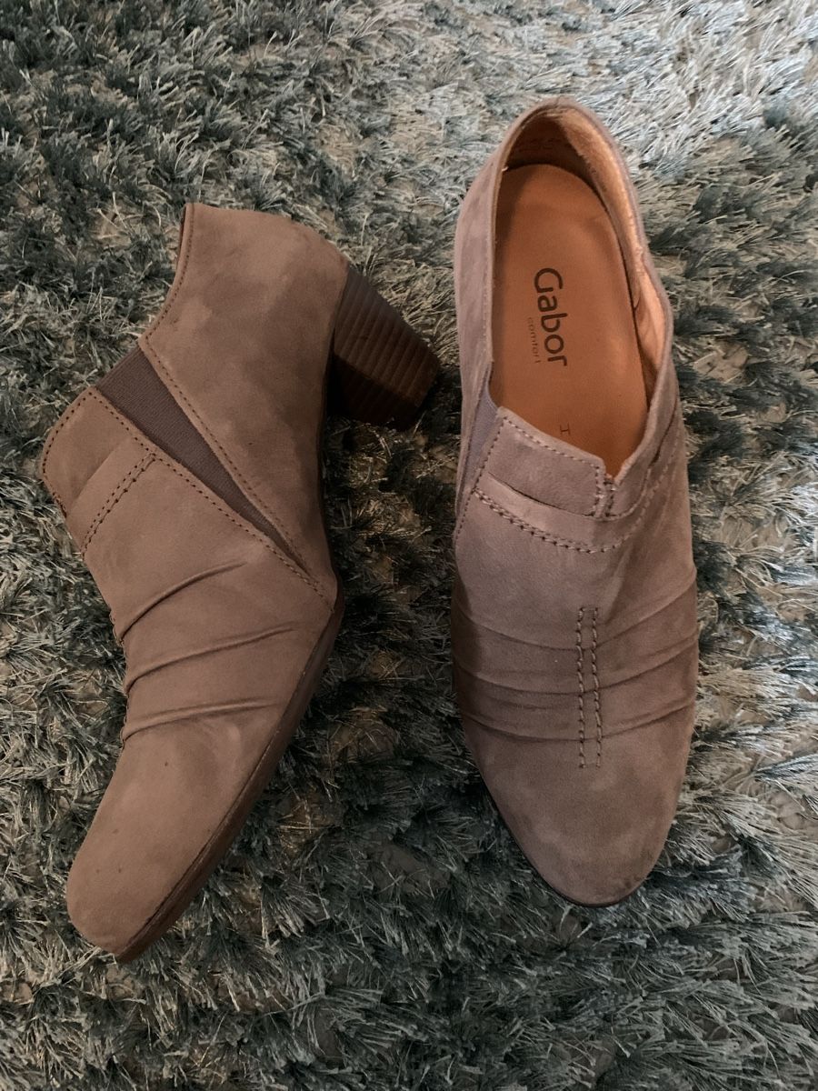 Gabor Scarpe da donna: GABOR Elegante Wildleder Stiefeletten Gr. 40 – Usato da Winterthur venduto da Darfweg