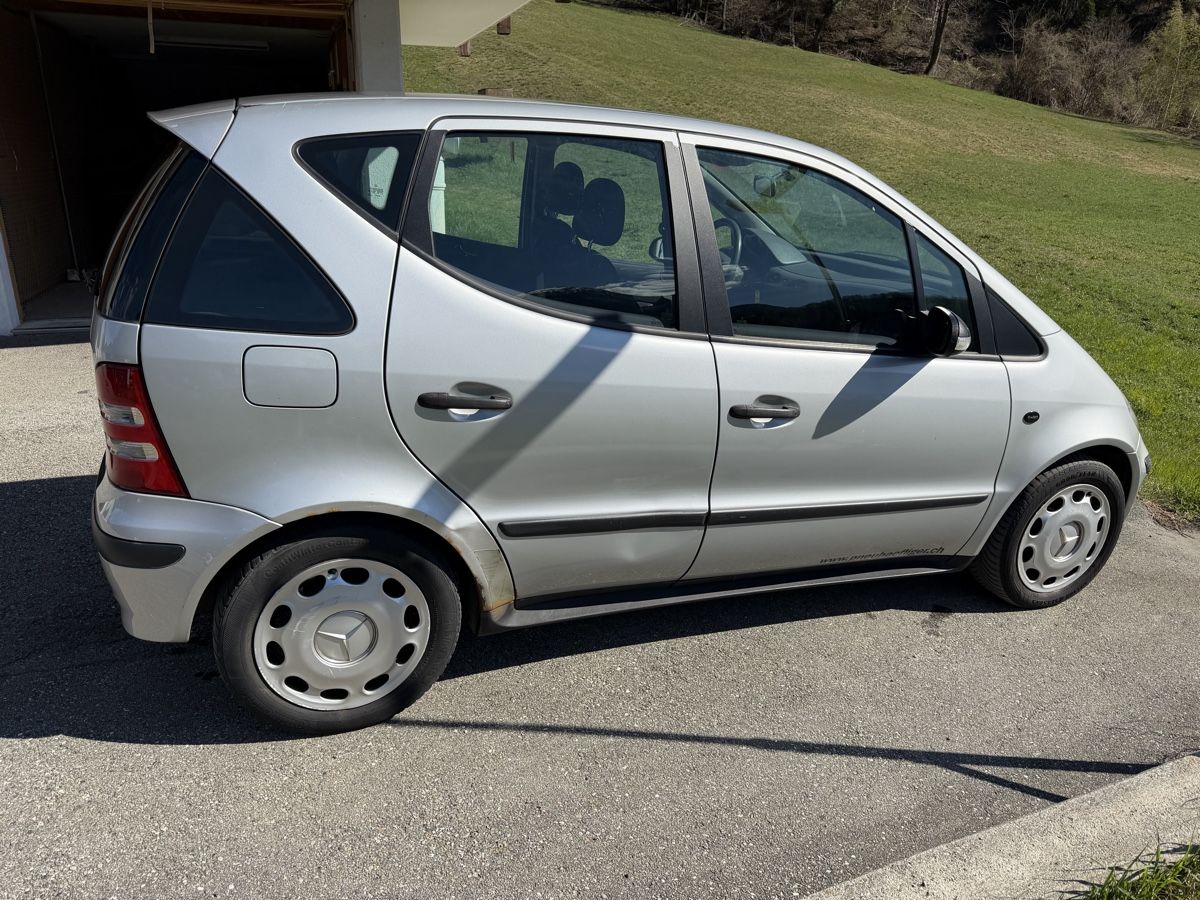 Mercedes-Benz Autos: Mercedes A170d – D'occasion à Bitsch par RSantos95 5