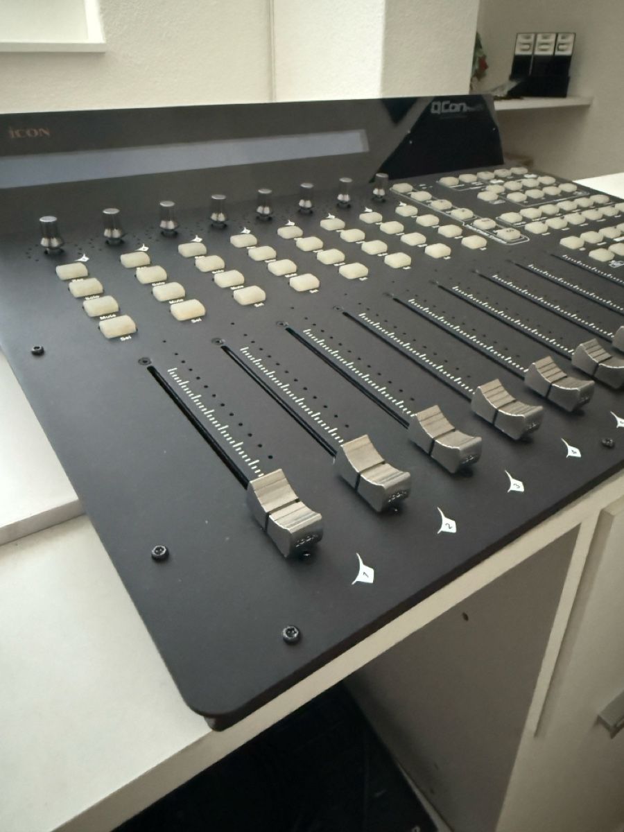 Icon Platines de mixage: Icon Qcon Pro G2 – Neuf (Voir description) à Obbürgen par Arkasha-Hitech 2