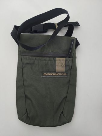 MANDARINA DUCK Tasche, grün, neuwertig