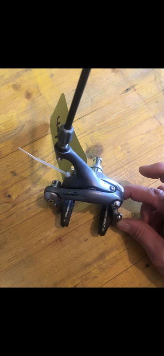 Shimano Pezzi di ricambio: Shimano Rennrad Bremszangen – Usato da Riehen venduto da Love-and-Peace