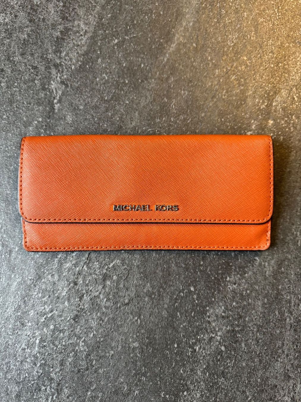 Michael Kors Portemonnaie: Portafoglio Michael Kors in pelle – Gebraucht aus Brione Verzasca von mpro_23