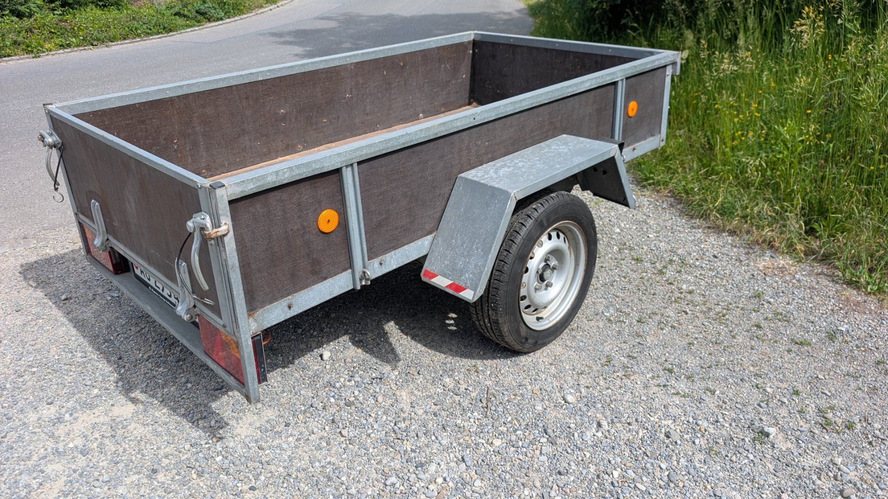 Anhänger: Anhänger 750 Kg ungebremst – Gebraucht aus Bettwil von Zermatt.2022 3