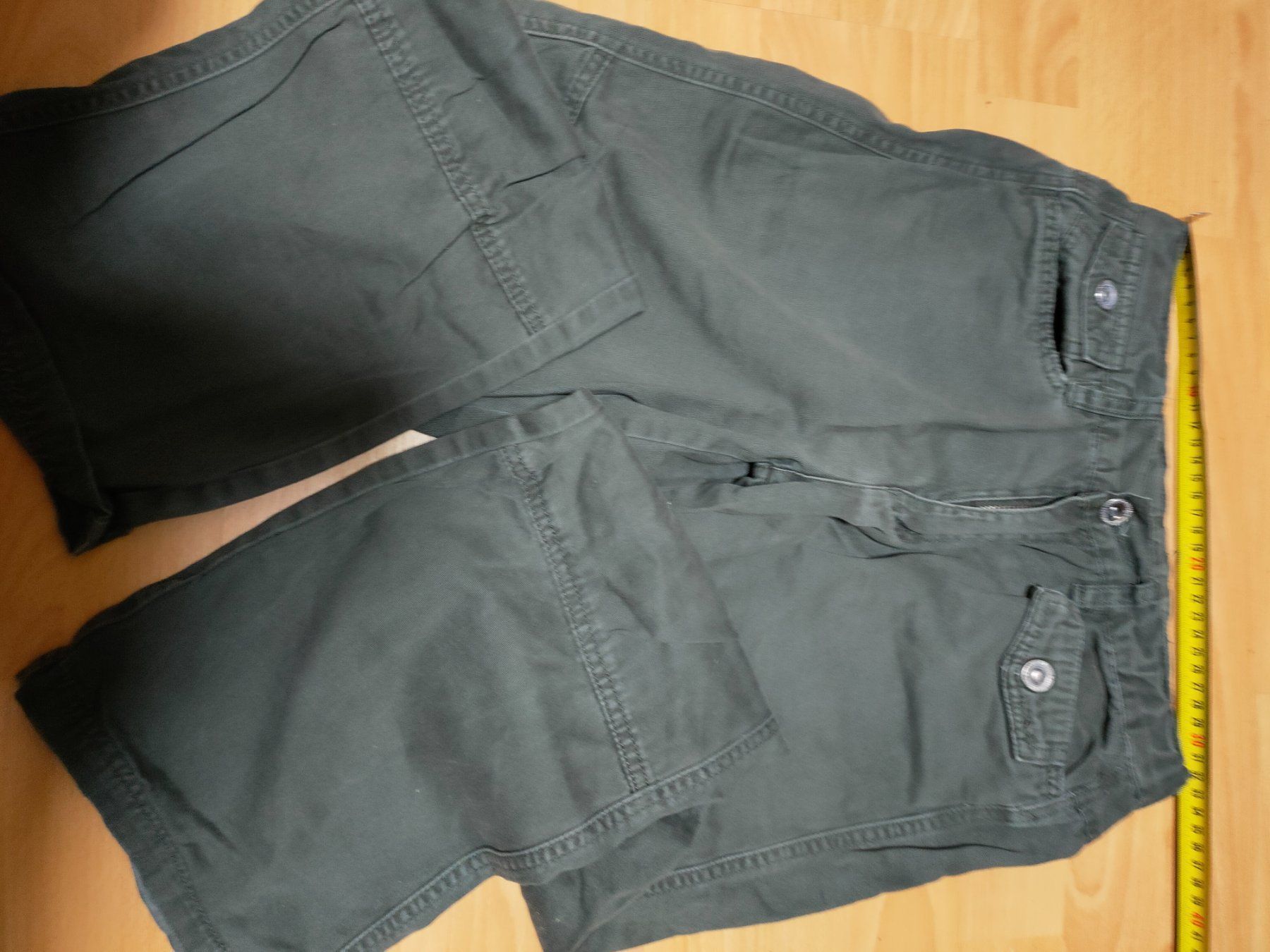 Pantaloni: Hose für Jungs Gr.146 – Usato da Bronschhofen venduto da happynews2018