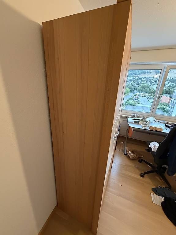 Armoires: Kleiderschrank – D'occasion à Liestal par mar_9ykk 1