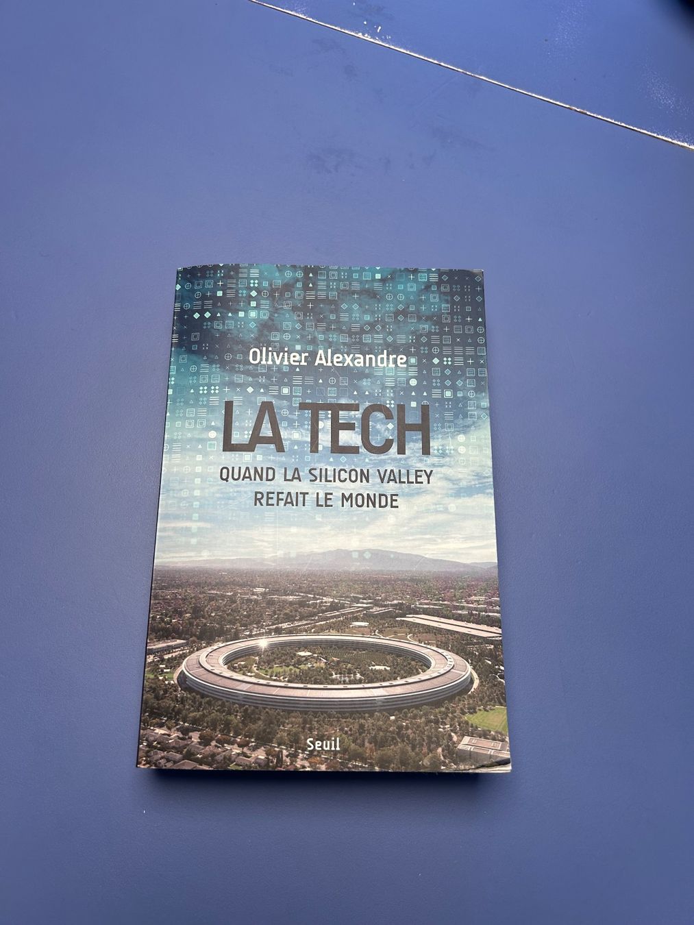 Bücher: La Tech - Quand la Sillicon Valley refait le monde – Gebraucht aus Schlieren von happymerchant64