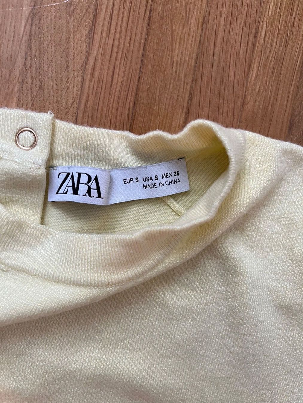 Zara T-shirt: ZARA T-Shirt Gr. S – Usato da Jona venduto da Good_luck_ 3