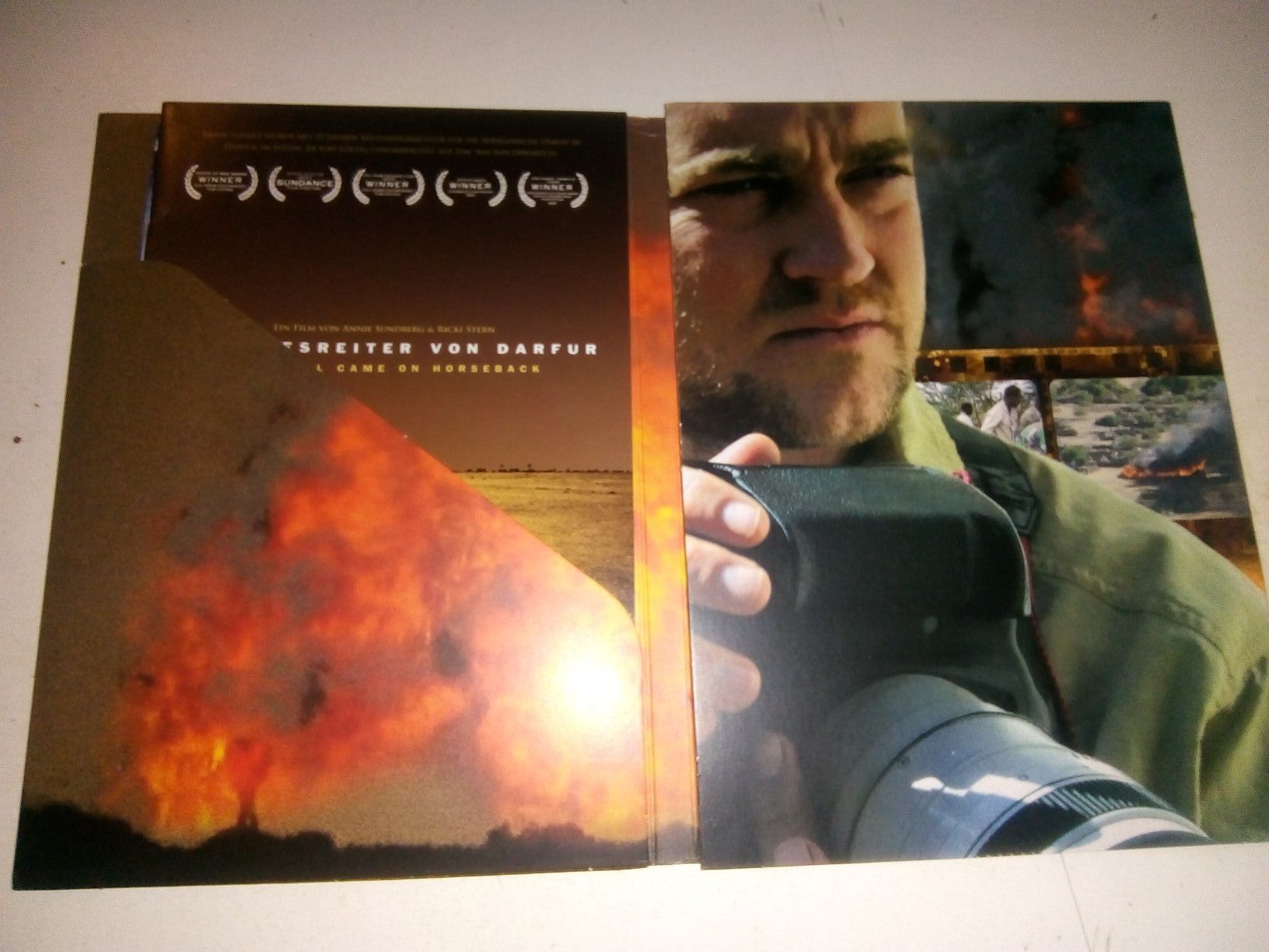 Tutti i DVDs: Die Todesreiter von Darfur - The Devils came in Horseback – Usato da St.Gallen venduto da elk2023 2