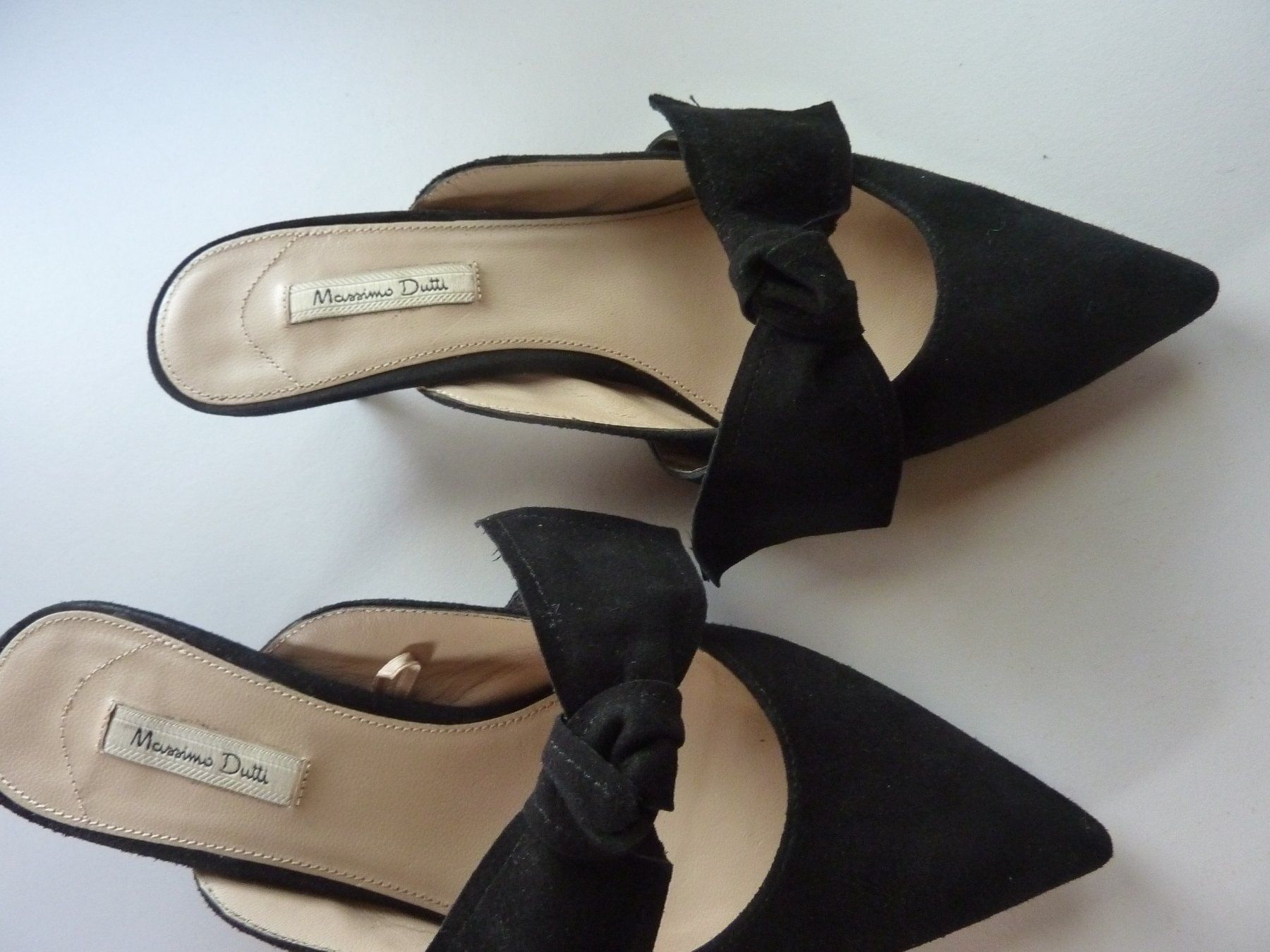 Scarpe da donna: Massimo Dutti Mules 36 schwarz – Usato da Waldstatt venduto da Kananaskis1 2