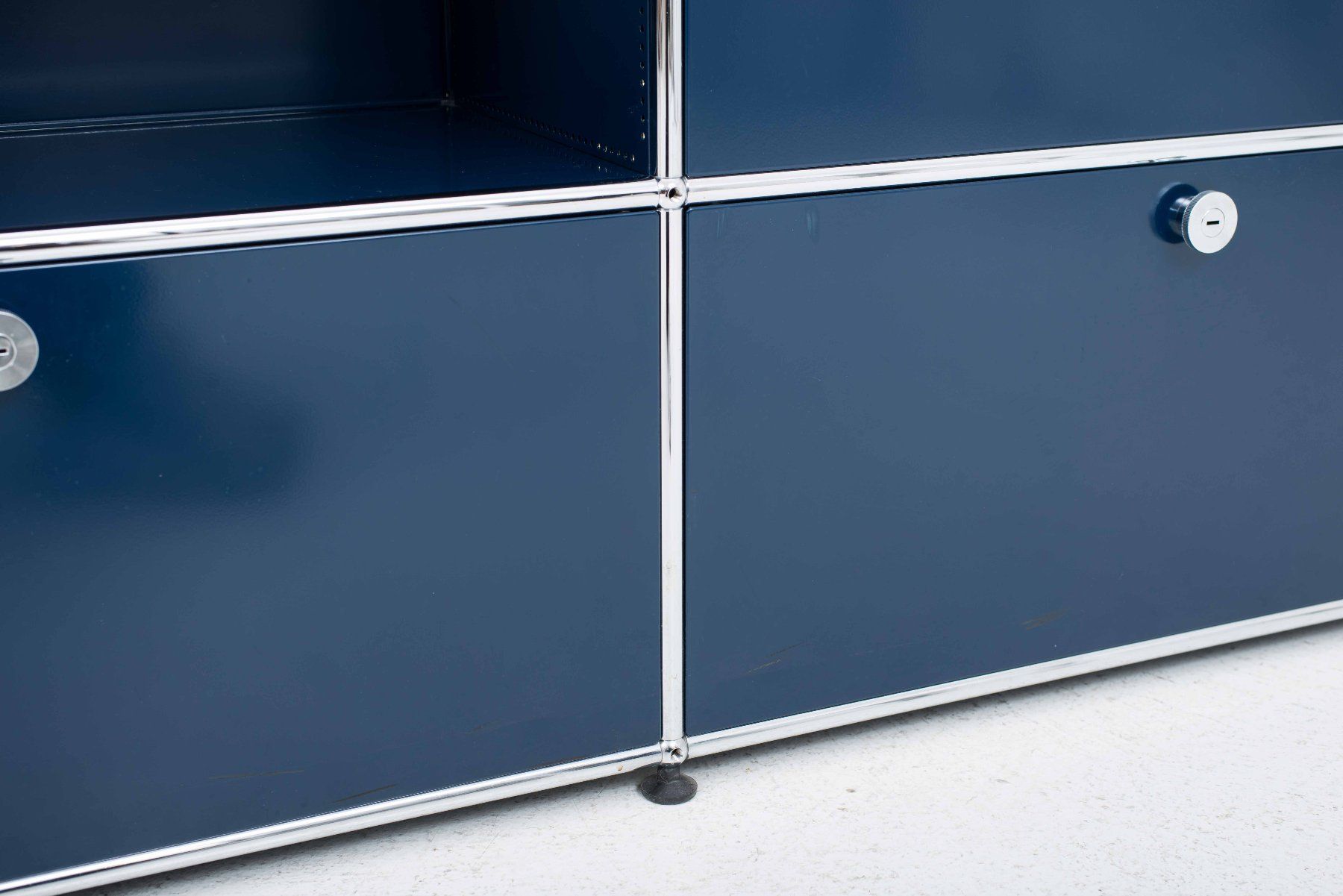 USM Kommoden: USM Sideboard in Stahlblau – Gebraucht aus Zürich von STUZH38 8