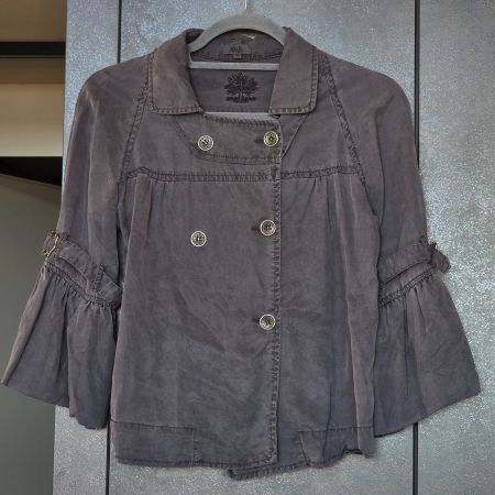 🐸 NILE LEICHTE JACKE XS SEHR SPEZIELL TROMPETENÄRMEL