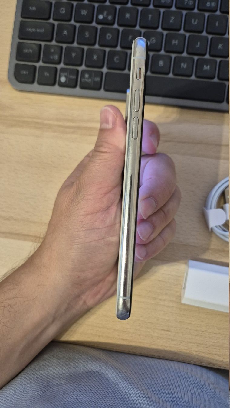 Apple Handys / Smartphones: iPhone XS 64GB Silver 3033 – Gebraucht aus Münchenbuchsee von MV_Solutions 8