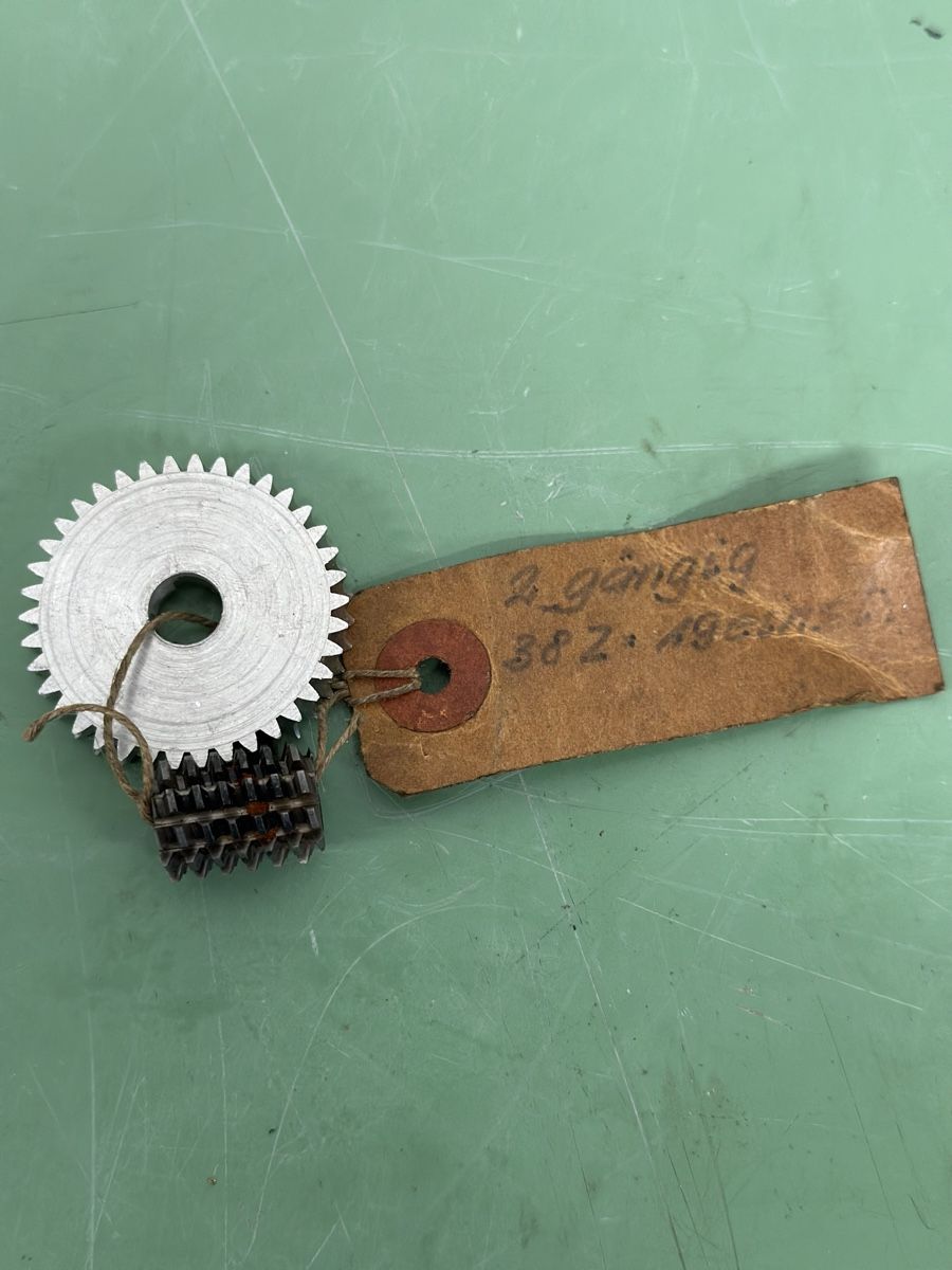 Tutti gli attrezzi: 4x Mikron gears cuting modules.  – Nuovo e nell'imballaggio originale da Aarberg venduto da SNMachines 2