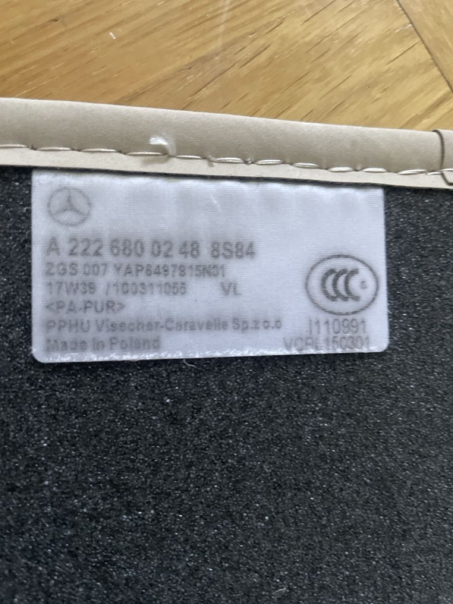 Mercedes-Benz Tappeti & Tappetini: Fussmatten Mercedes Maybach beige – Nuovo (secondo la descrizione) da Freidorf TG venduto da ibipatria 2
