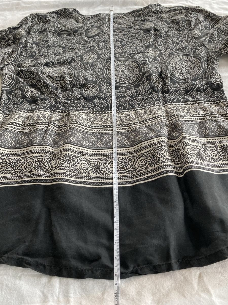 Chemisiers: Blouse Masai t.M – Neuf (Voir description) à Lonay par Ikoko 3