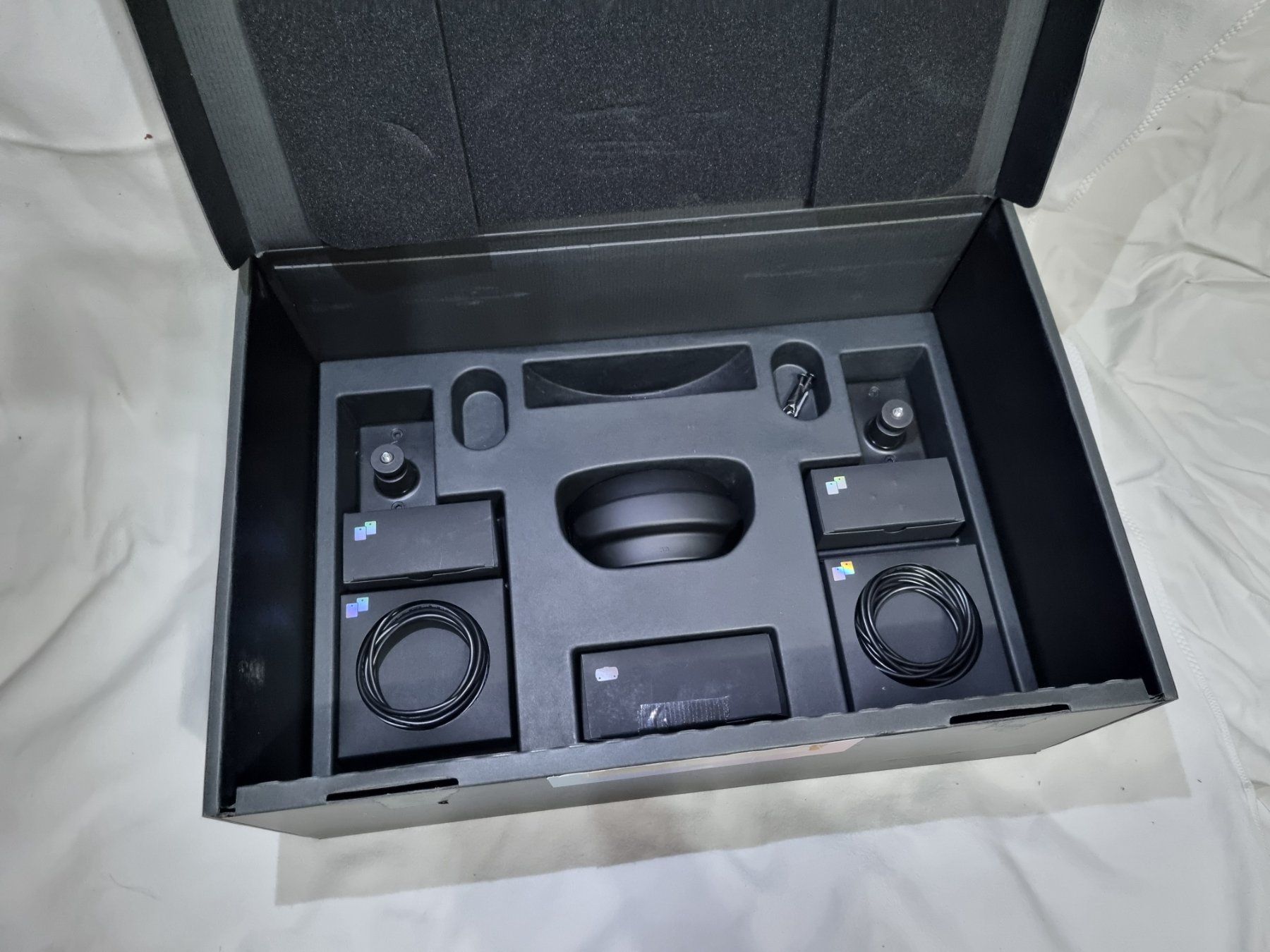 Valve Sonstiges Zubehör: VALVE Index - komplettes VR-Set – Gebraucht aus Wangen SZ von  4