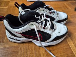 Nike Air Monarch Sneaker Gr. 43