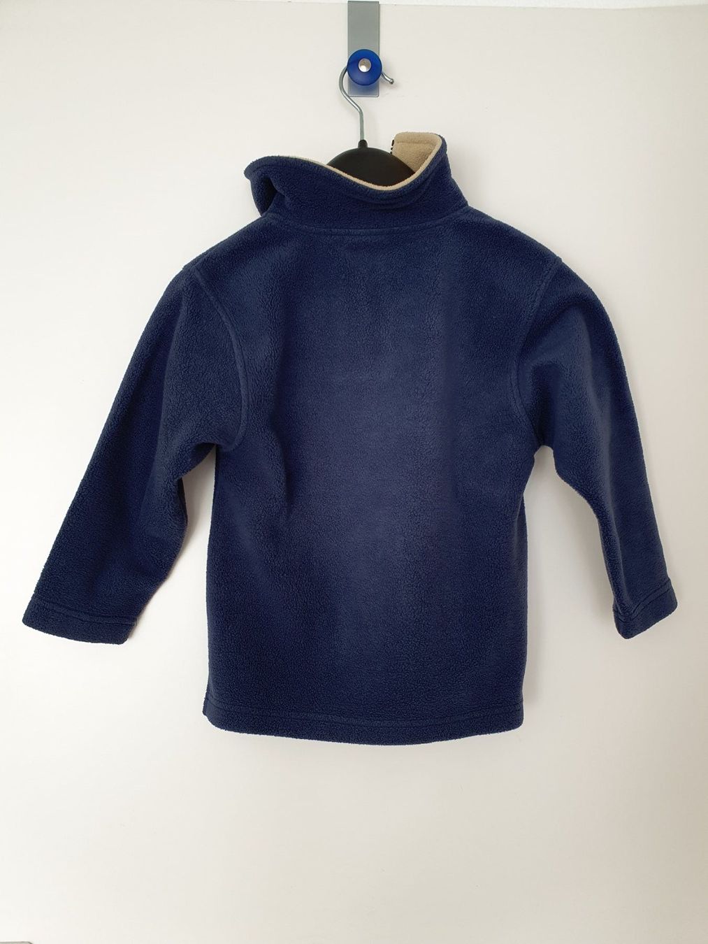 Pulls et sweat-shirts: Kinderfasi 110 – D'occasion à Jona par Mafari 1