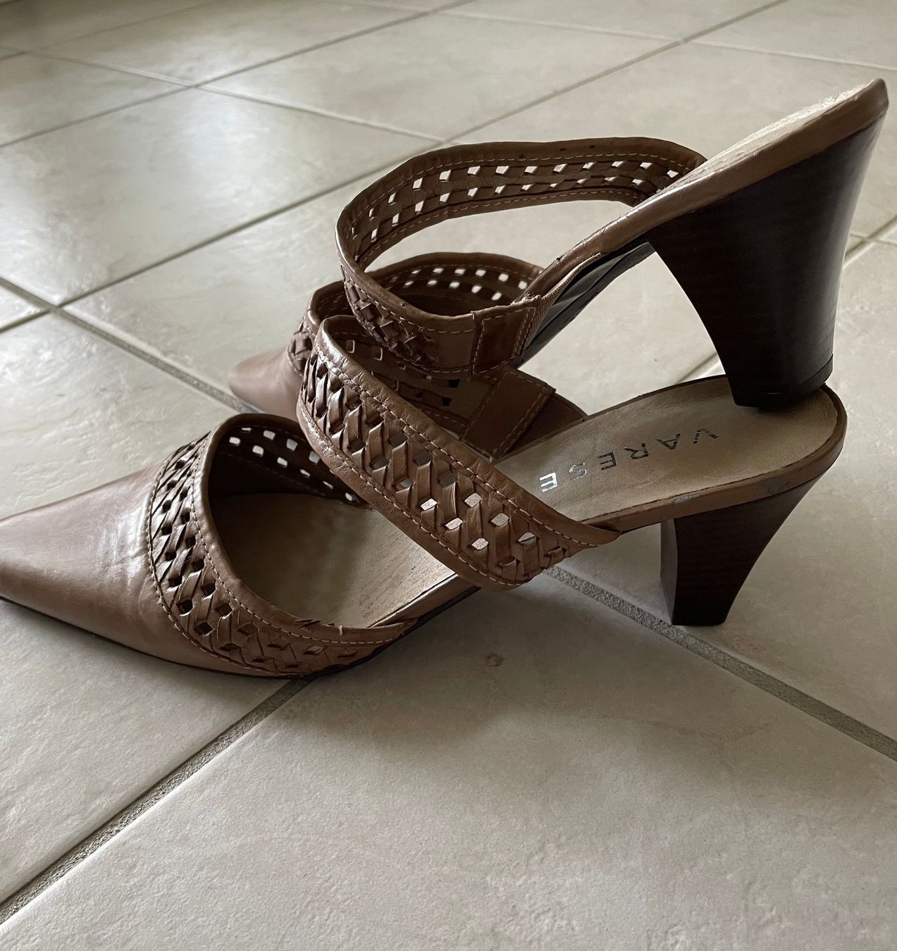 Damenschuhe: Varese Sandalen – Gebraucht aus Etoy von Diadefin 1