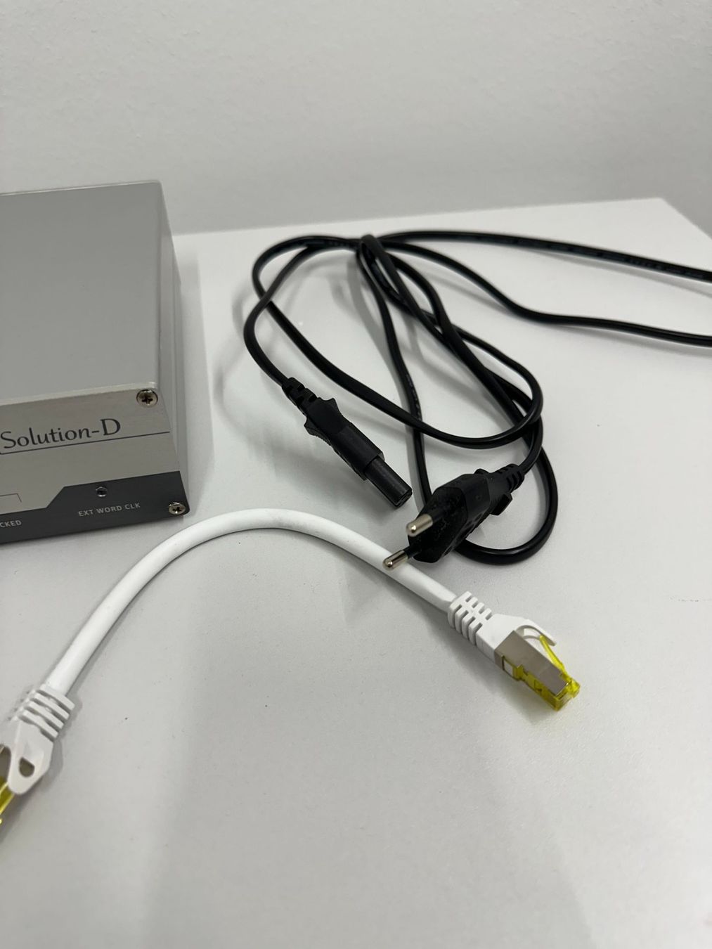 Registratori: Neumann DMI-2 – Digital Microphones Interface Solution-D – Usato da Dübendorf venduto da TrimTrend 4