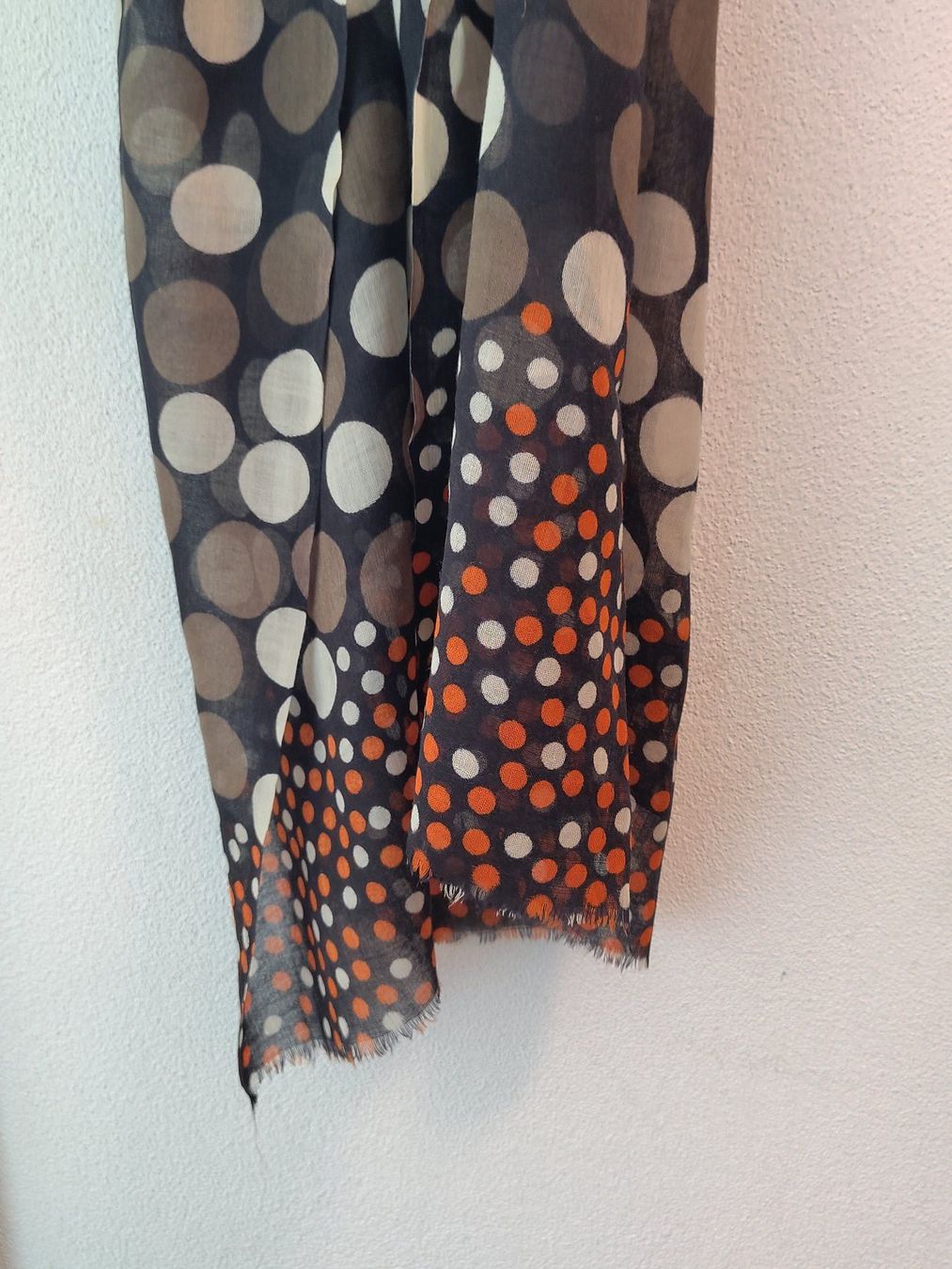 Kookai Foulard & Sciarpe: Tupfenschal von Kookai – Usato da Zürich venduto da ste_58hs 3
