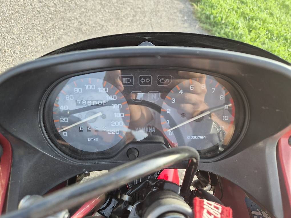 Yamaha Strada: Yamaha XJ600 Diversion – Usato da Beromünster venduto da pat_22jc 1