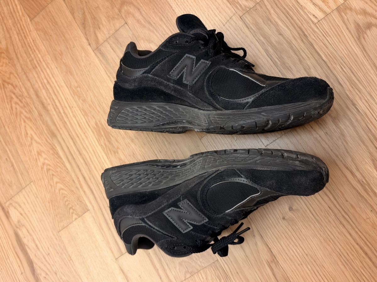 New Balance Herrenschuhe: New Balance Size 42.5 – Gebraucht aus Zürich von atticsale 1