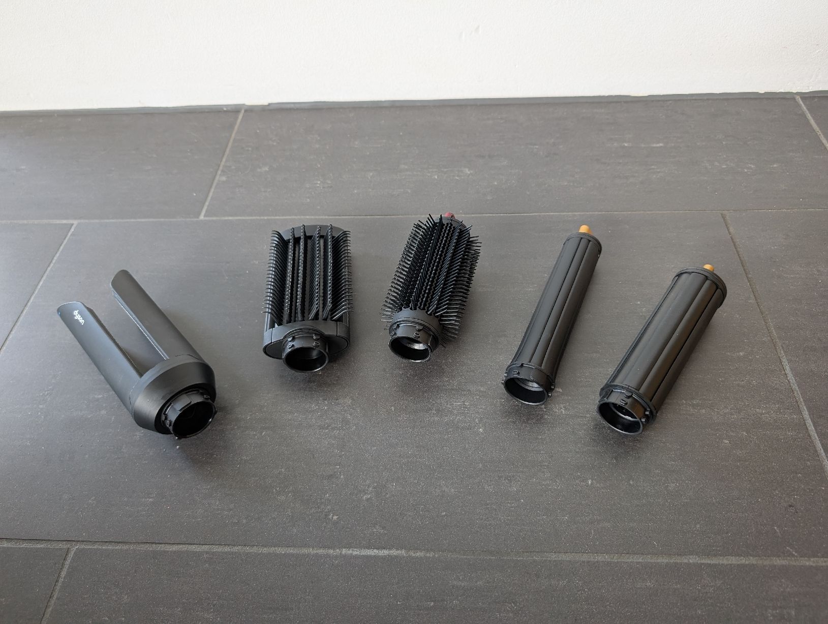 Dyson Asciugacapelli: Dyson airwrap coanda 2x – Usato da Wolfhalden venduto da Iri1 3