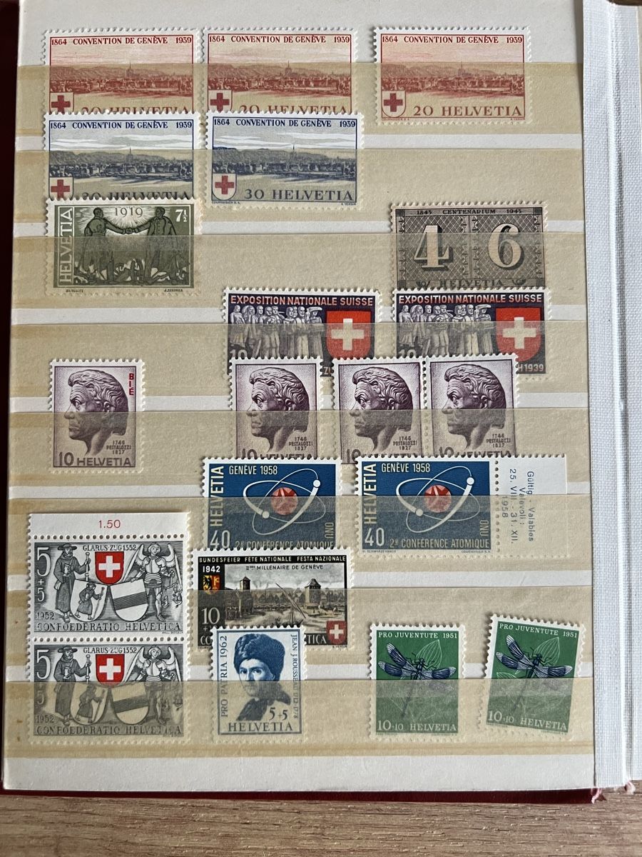 Tutti i francobolli: Album Schweiz postfrisch – Usato da Braunau venduto da Desil2511 3