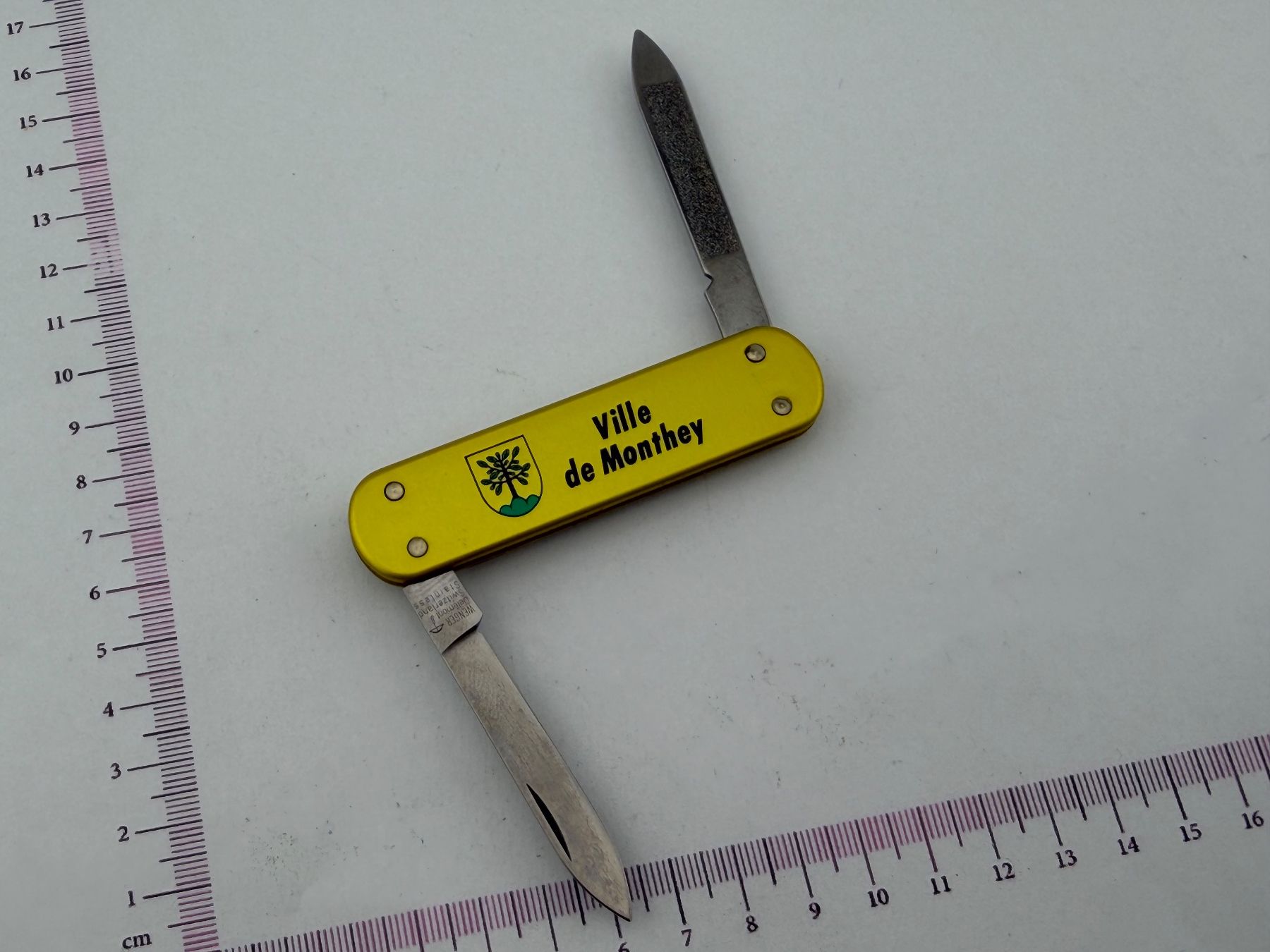 Wenger Coltelli tascabile: WENGER Sachmesser ville de Monthey – Usato da Biel/Bienne venduto da MrP_WatchesBiel 1