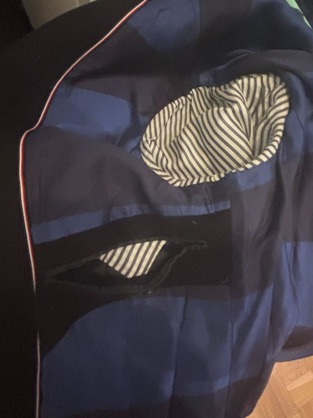 Tommy Hilfiger Cappotti: TOMMY HILFIGER Elegante Herren Wintermantel Gr.50 – Usato da Wallisellen venduto da ASZT 3