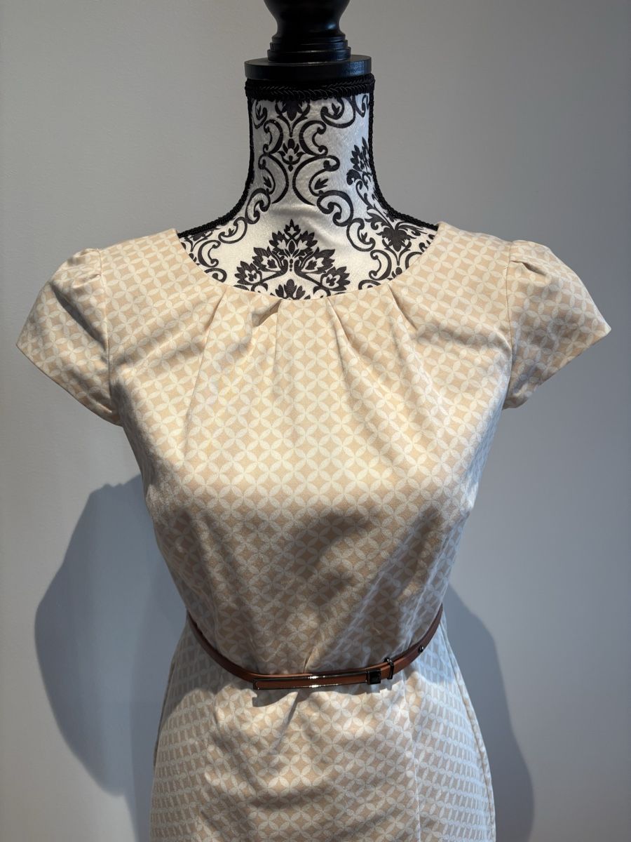 Comma Vestiti: COMMA Kleid Grösse 34 – Nuovo (secondo la descrizione) da Sigriswil venduto da sonne_08 1