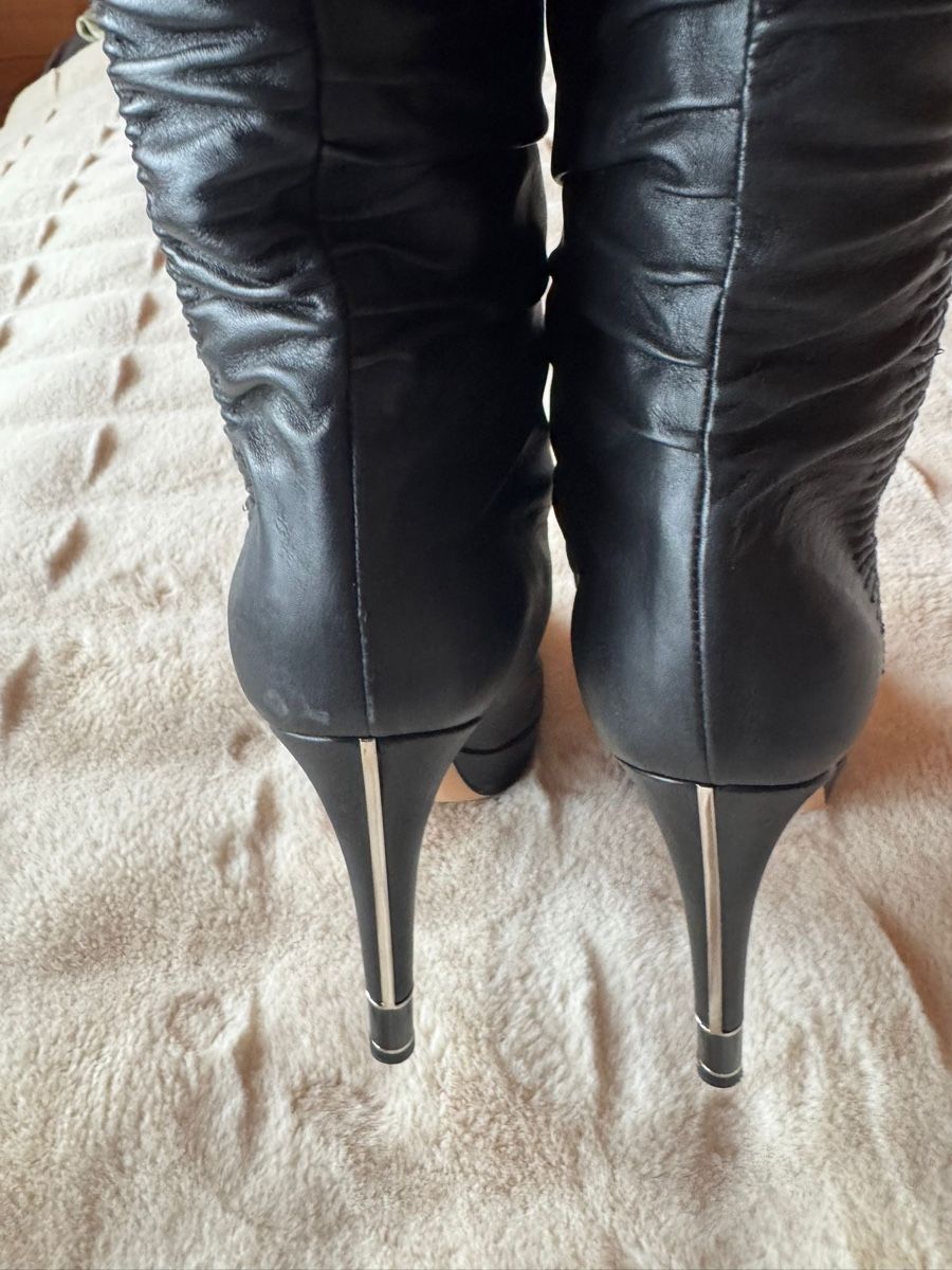 Dior Damenschuhe: Dior Black Leather High Heel Platform Boots 39 – Gebraucht aus Luzern von Antiquesonline 3