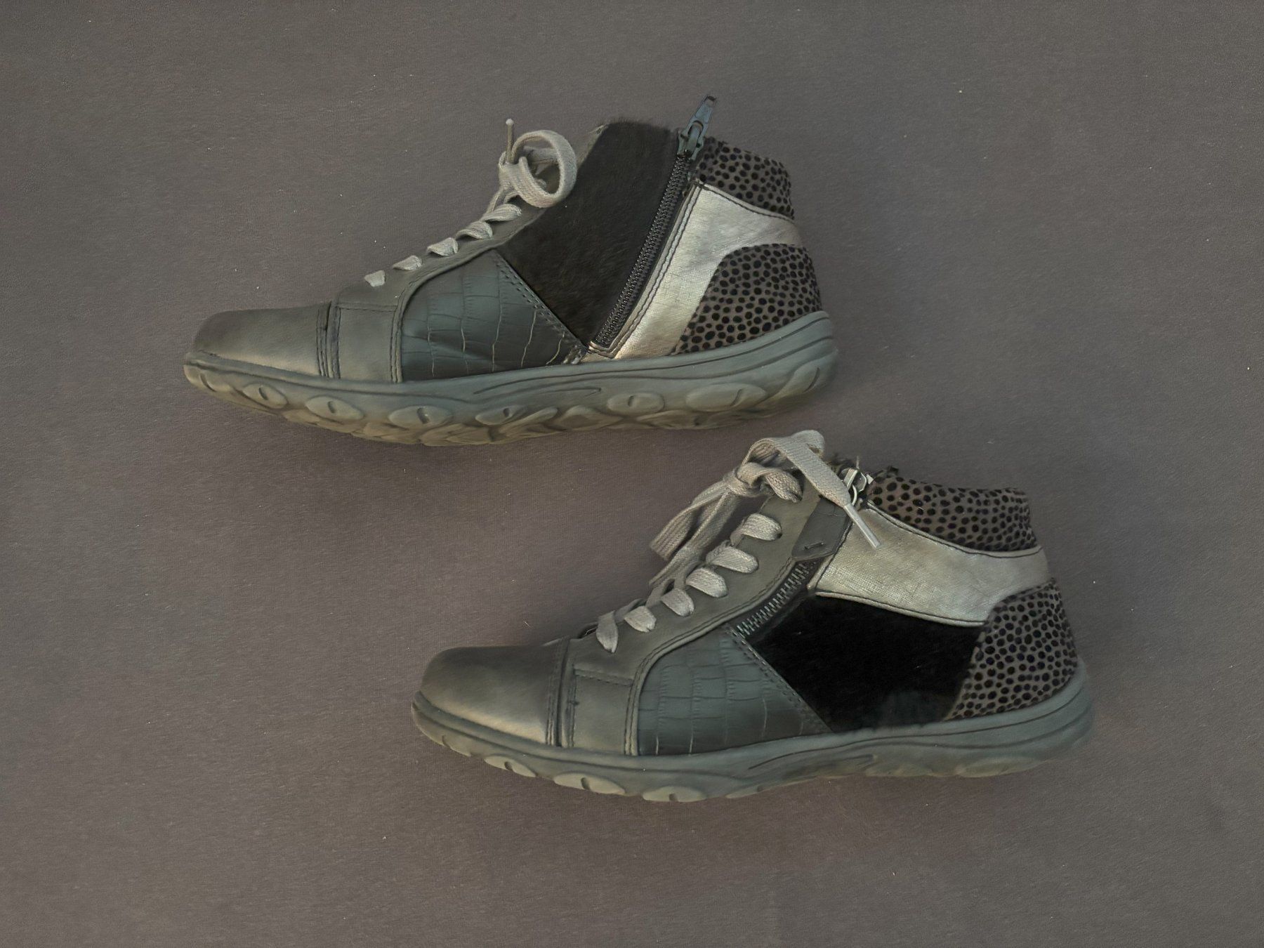 Scarpe da donna: Damen Stiefeletten Gr. 38 – Usato da Härkingen venduto da kiwi15